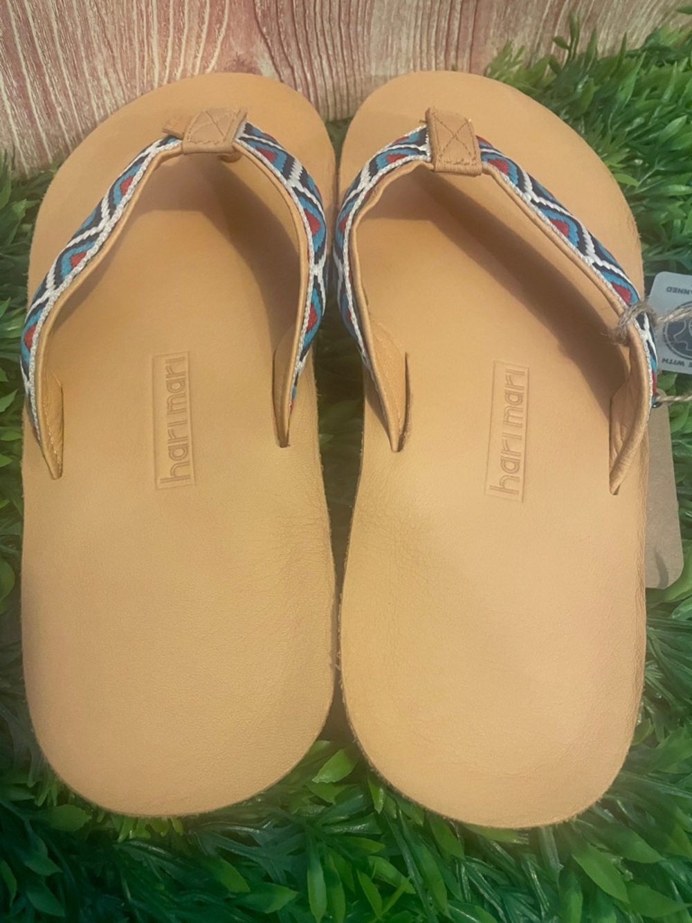 Hari Mari Men’s Fields Tan Flip Flop Sandals - Picture 9 of 9